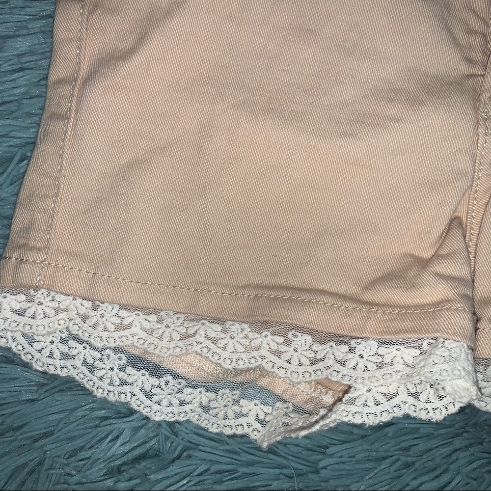 H&M Shorts - Picture 4 of 6